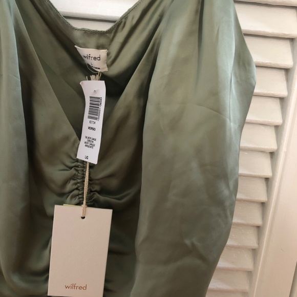 SOLD NWT Wilfred Aritzia Verso Camisole Sage Green - Picture 4 of 4